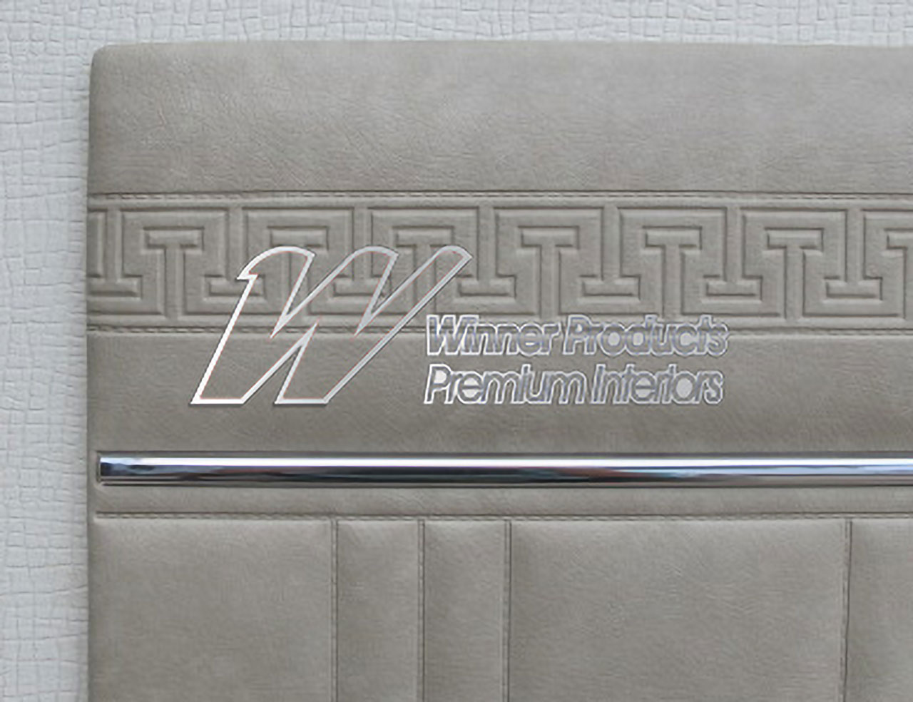 Holden Kingswood HG Kingswood Sedan 18G Sandalwood & Castillion Weave Door Trims (Image 3 of 3)