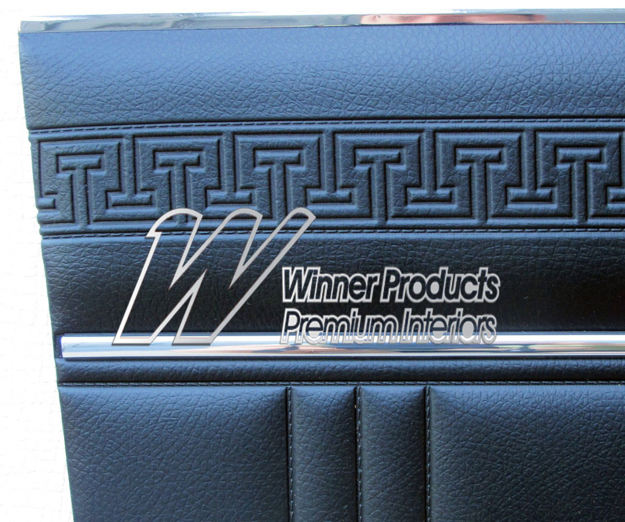 Holden Kingswood HG Kingswood Wagon 10G Black & Cloth Door Trims (Image 3 of 3)