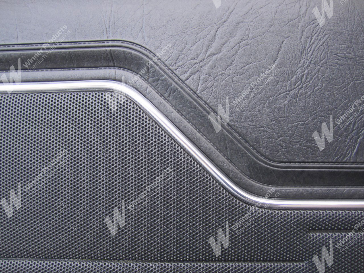 Holden Monaro HJ Monaro GTS Coupe 18V Slate Black Door Trims (Image 3 of 3)