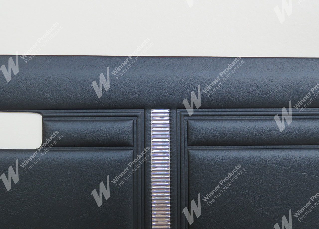 Holden Kingswood HK Kingswood Sedan 10G Black & Cloth Door Trims (Image 3 of 3)