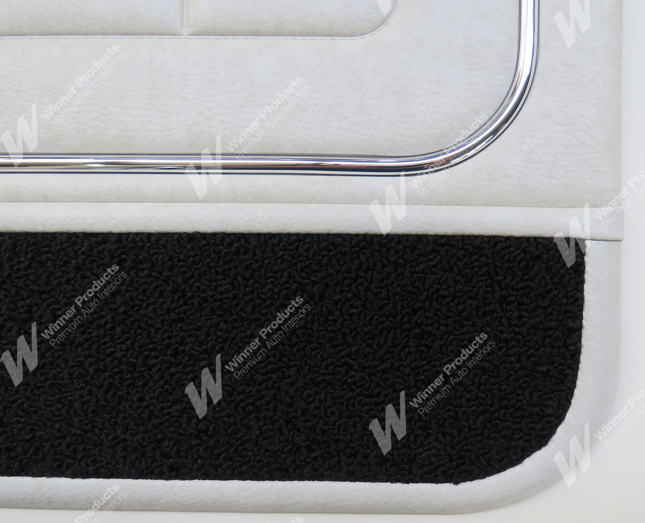 Holden Monaro HQ Monaro GTS Coupe 1971 18Y Flax & Houndstooth Door Trims (Image 3 of 3)