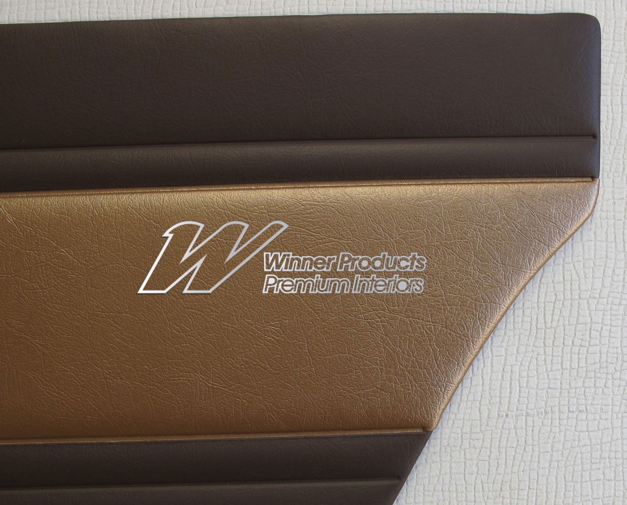 Holden Special EH Special Sedan C35 Aztec Gold & Jamboree Brown Door Trims (Image 15 of 20)