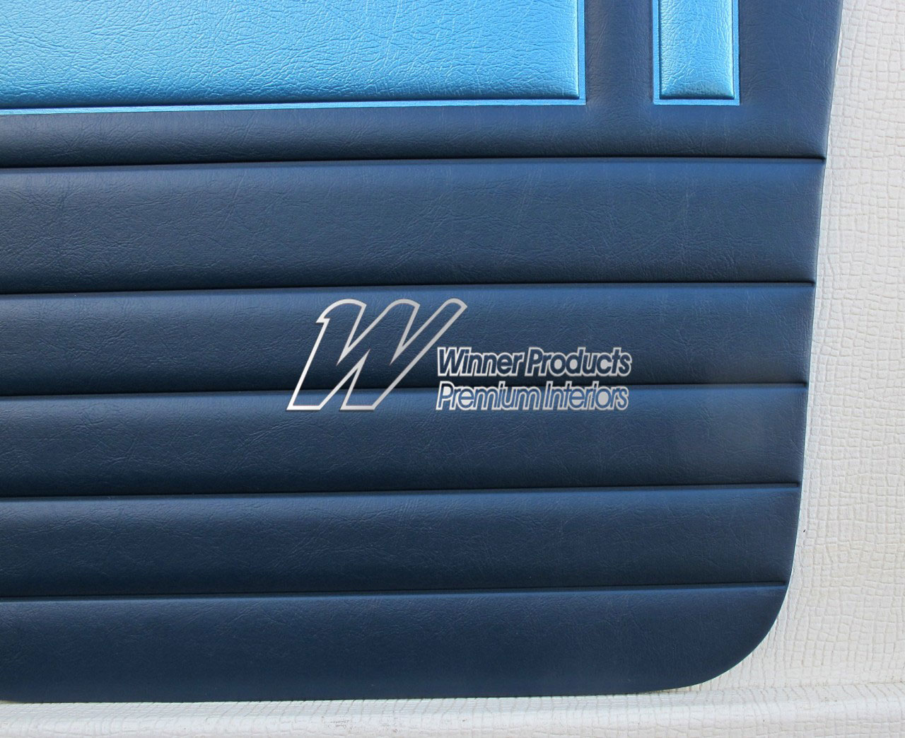 Holden Special EH Special Wagon C38 Saxe & Columbine Blue Door Trims (Image 7 of 15)