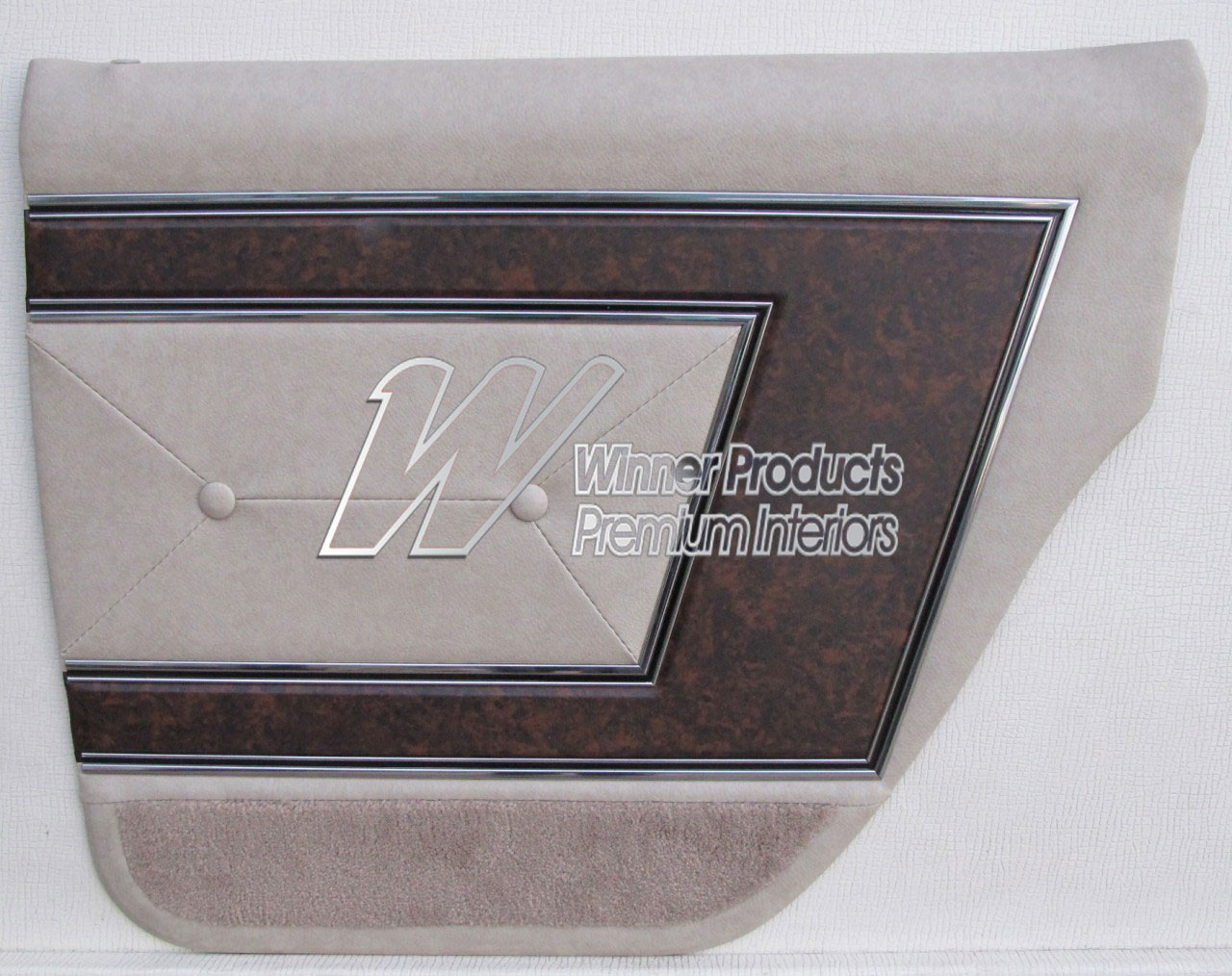 Holden Brougham HG Brougham Sedan 18N Sandalwood Door Trims (Image 4 of 8)