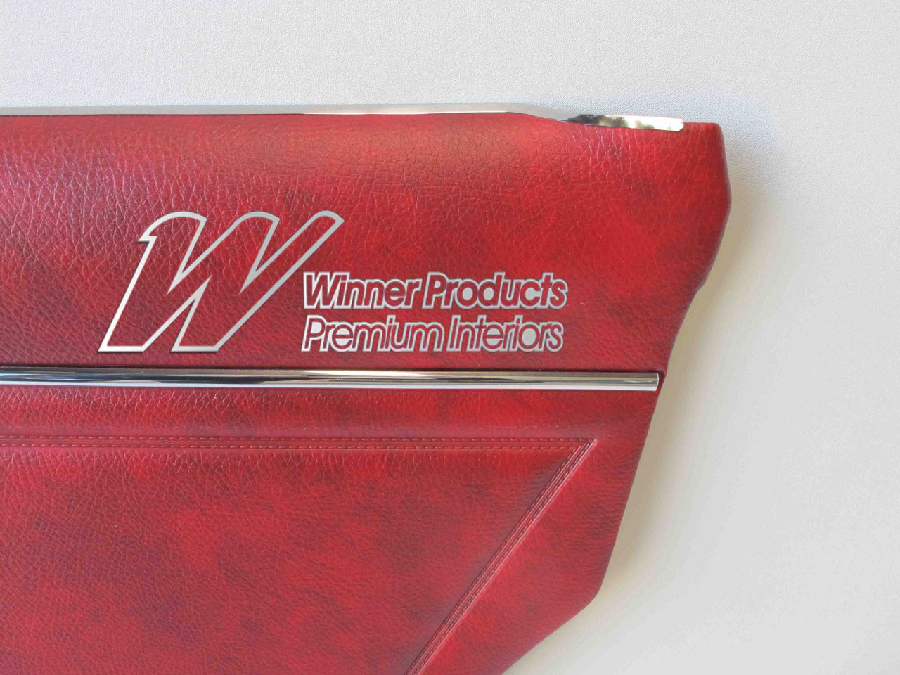 Holden Premier HG Premier Sedan 12R Baroque Red Door Trims (Image 4 of 9)