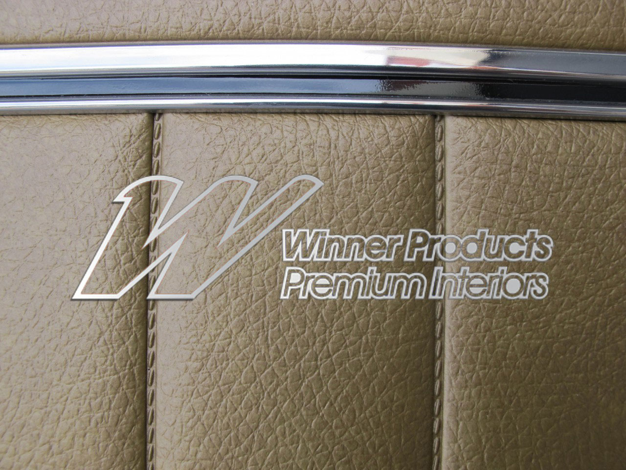 Holden Monaro HG Monaro GTS Coupe 11X Antique Gold Door Trims (Image 8 of 12)