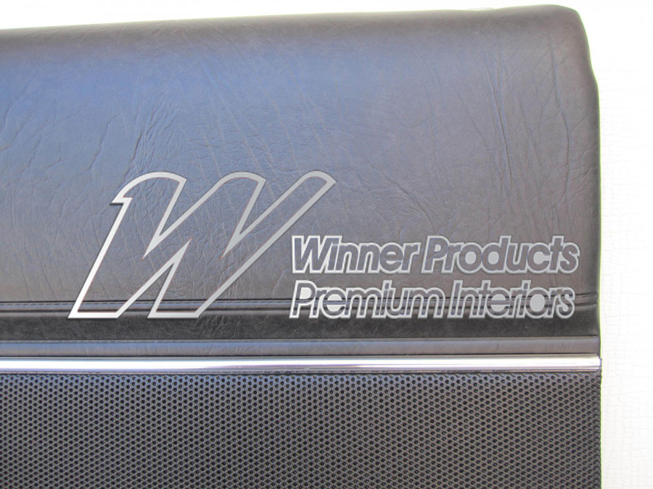 Holden Monaro HJ Monaro GTS Sedan 18V Slate Black Door Trims (Image 13 of 17)