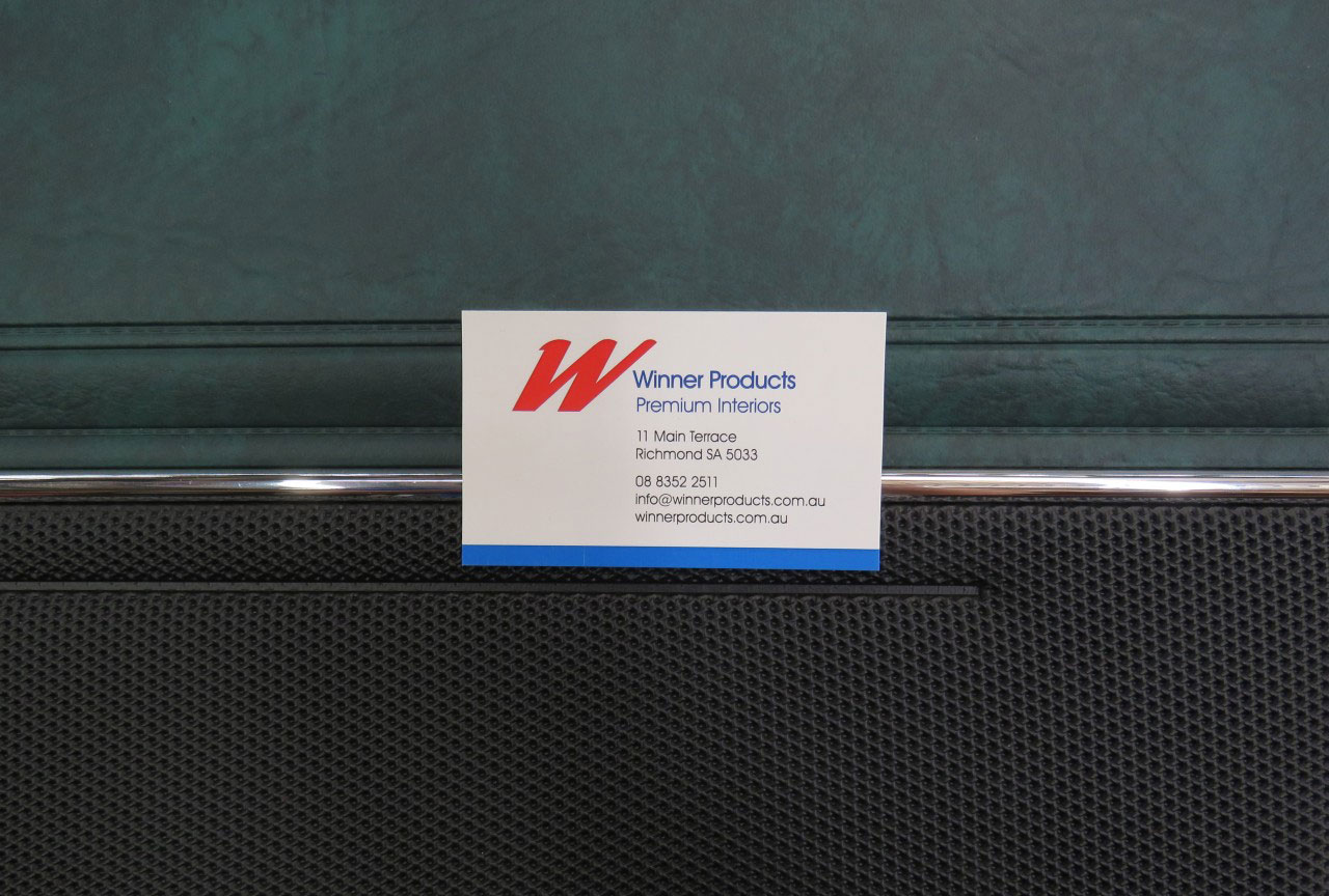 Holden Monaro HJ Monaro GTS Sedan 45Y Jade Green & Raydo Door Trims (Image 6 of 6)