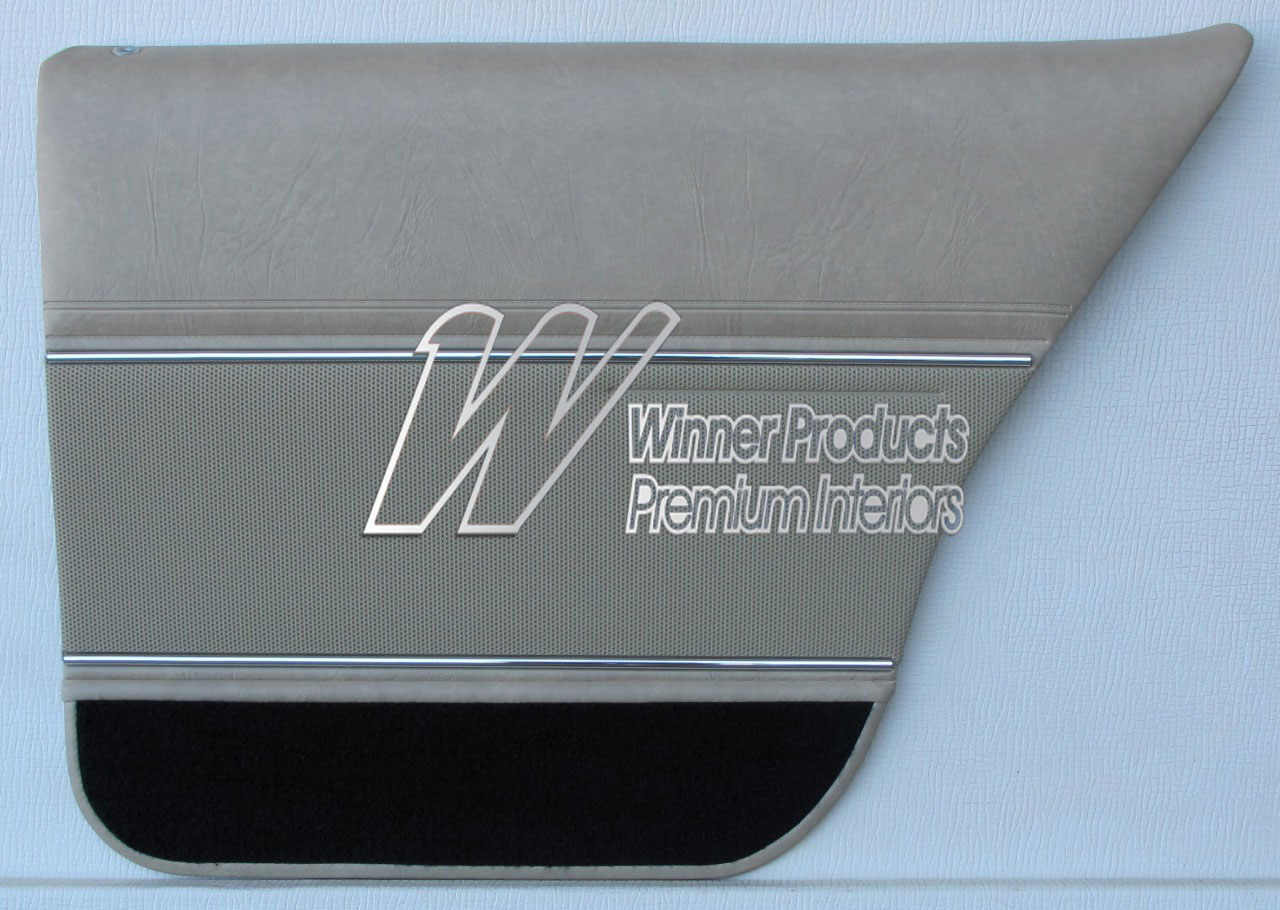 Holden Monaro HJ Monaro GTS Sedan 60Z Chamois/Black & Cloth Door Trims (Image 3 of 5)