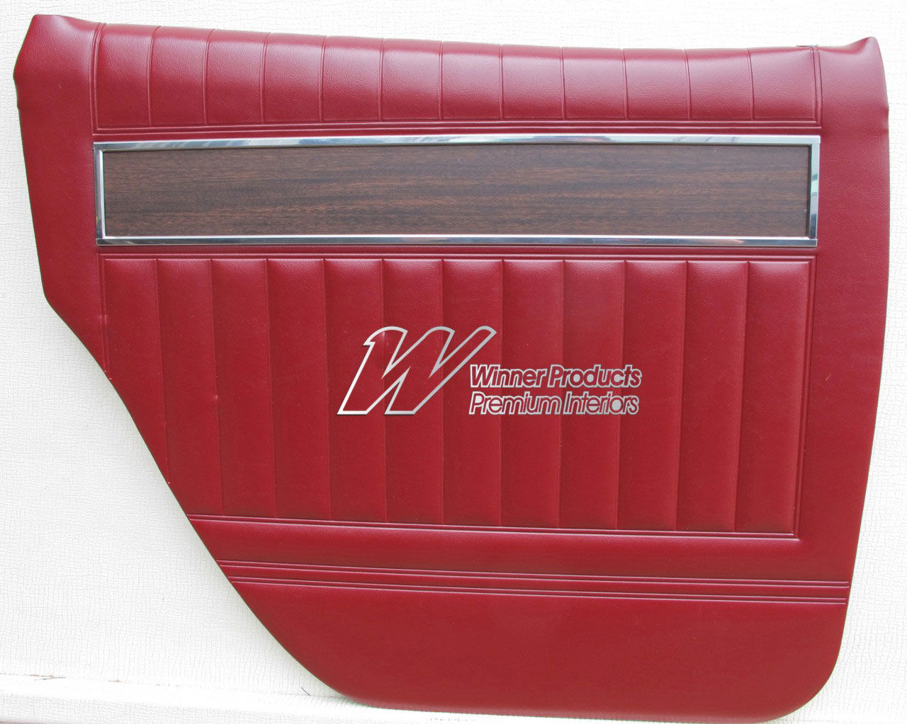 Holden Premier HK Premier Sedan 12S Yulunga Maroon & Castillion Weave Door Trims (Image 3 of 5)