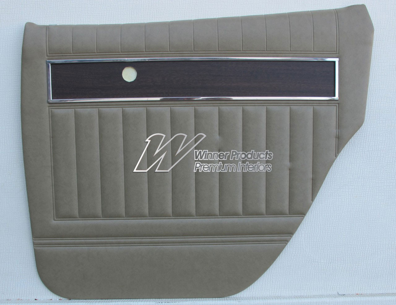 Holden Premier HK Premier Sedan 18S Buckskin Beige & Castillion Weave Door Trims (Image 4 of 5)