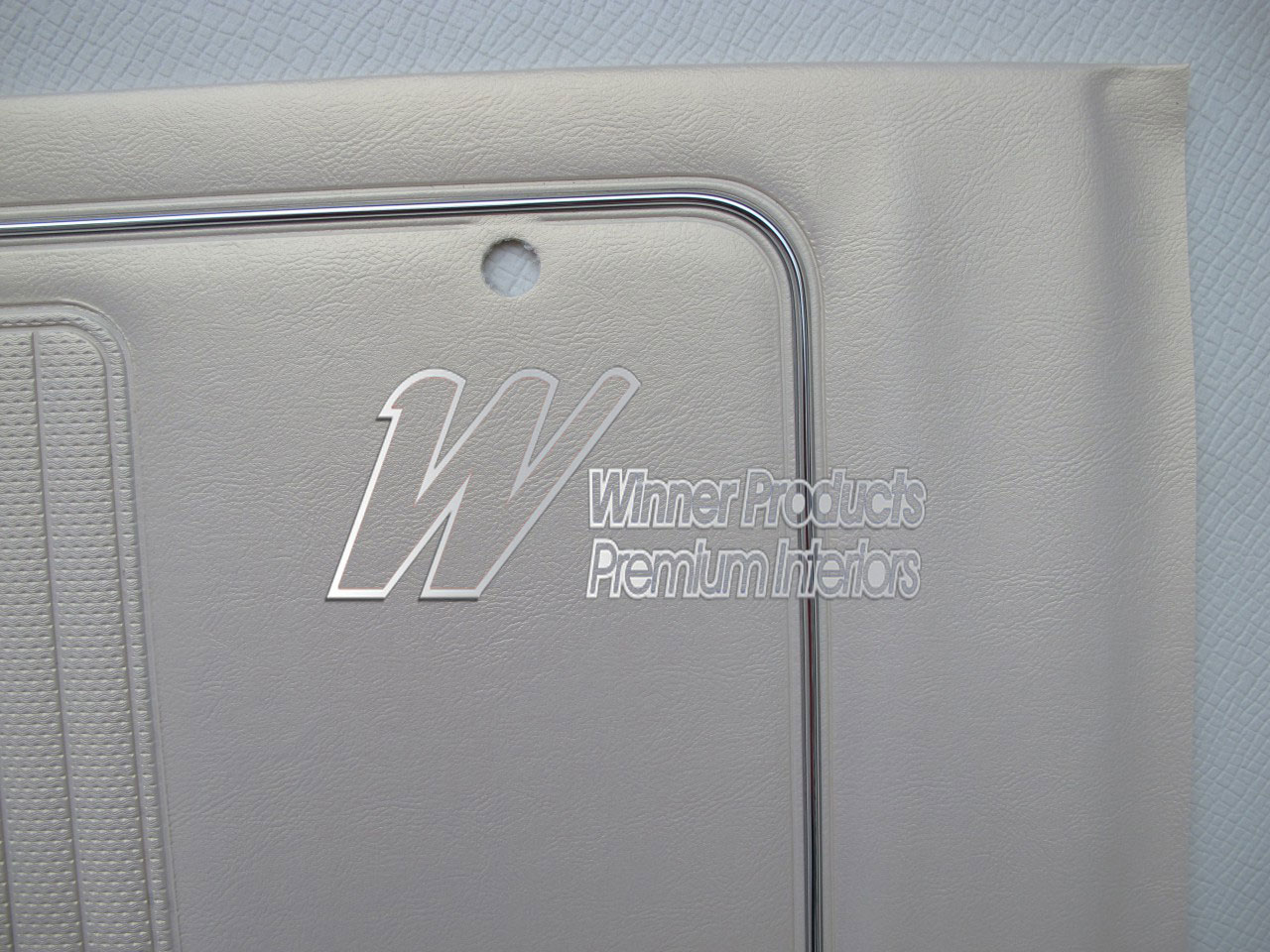 Holden Monaro HK Monaro GTS Coupe 18Y Parchment & Black Door Trims (Image 5 of 18)