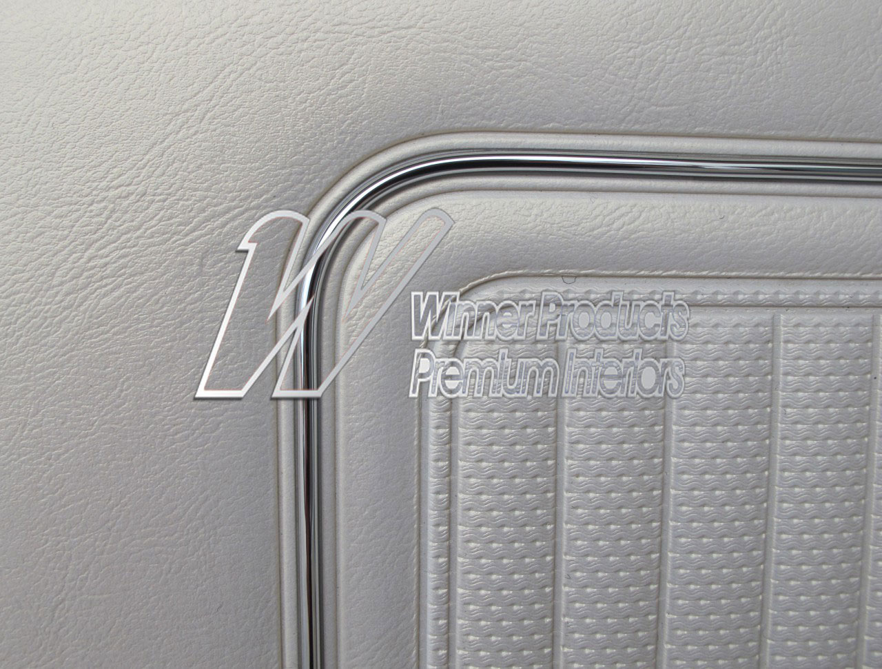 Holden Monaro HK Monaro GTS Coupe 18Y Parchment & Black Door Trims (Image 12 of 18)