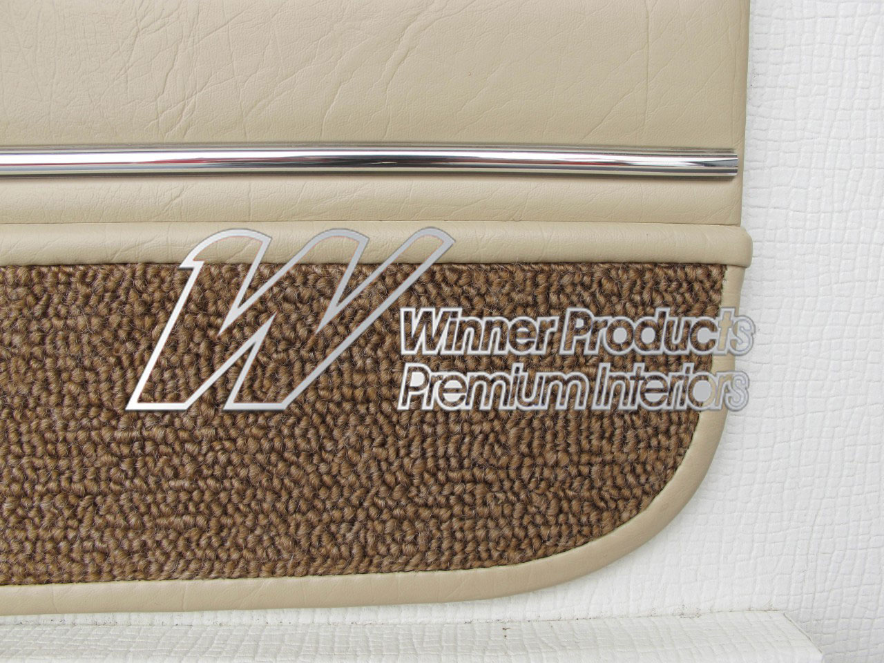 Holden Monaro HQ Monaro GTS Coupe Mar-Sep 74 38X Doeskin & Chestnut Door Trims (Image 6 of 13)