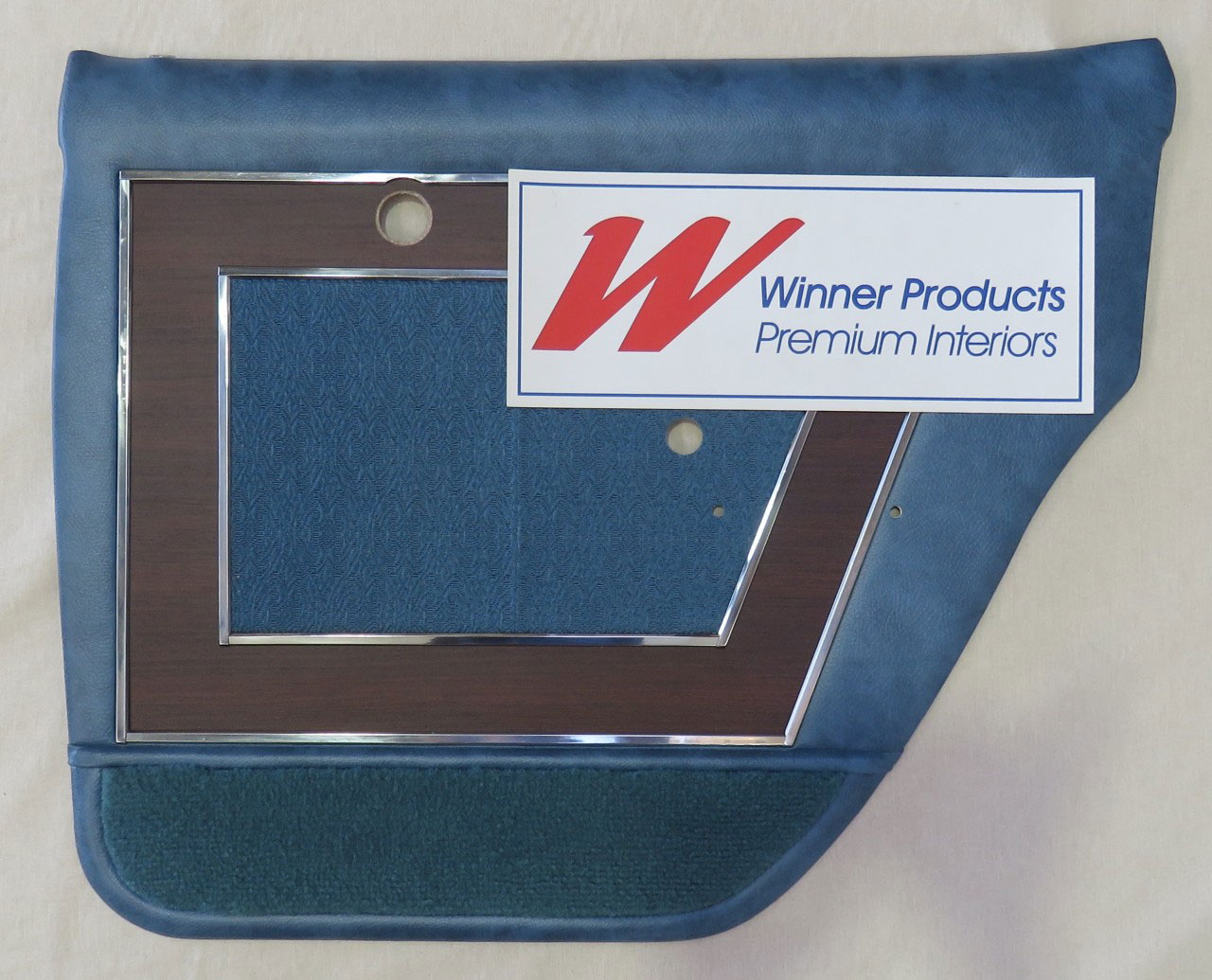 Holden Brougham HT Brougham Sedan 14M Twilight Blue & Brocade Door Trims (Image 7 of 9)