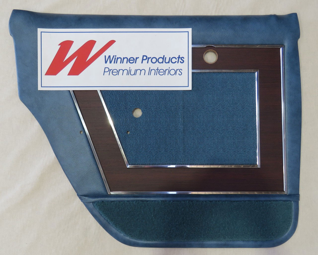 Holden Brougham HT Brougham Sedan 14M Twilight Blue & Brocade Door Trims (Image 9 of 9)