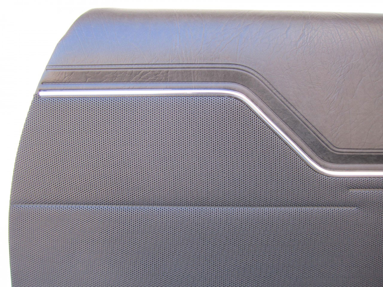 Holden Monaro HX Monaro GTS Sedan 18X Slate & Stripe Door Trims (Image 2 of 11)