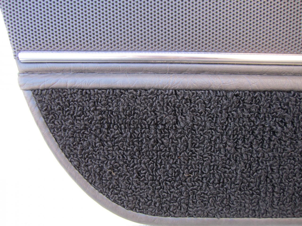 Holden Monaro HX Monaro GTS Sedan 18X Slate & Stripe Door Trims (Image 6 of 11)