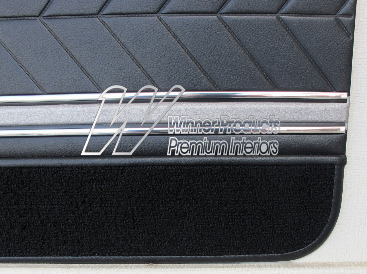 Holden Torana LC Torana GTR Coupe 40L Black & Houndstooth Door Trims (Image 22 of 50)