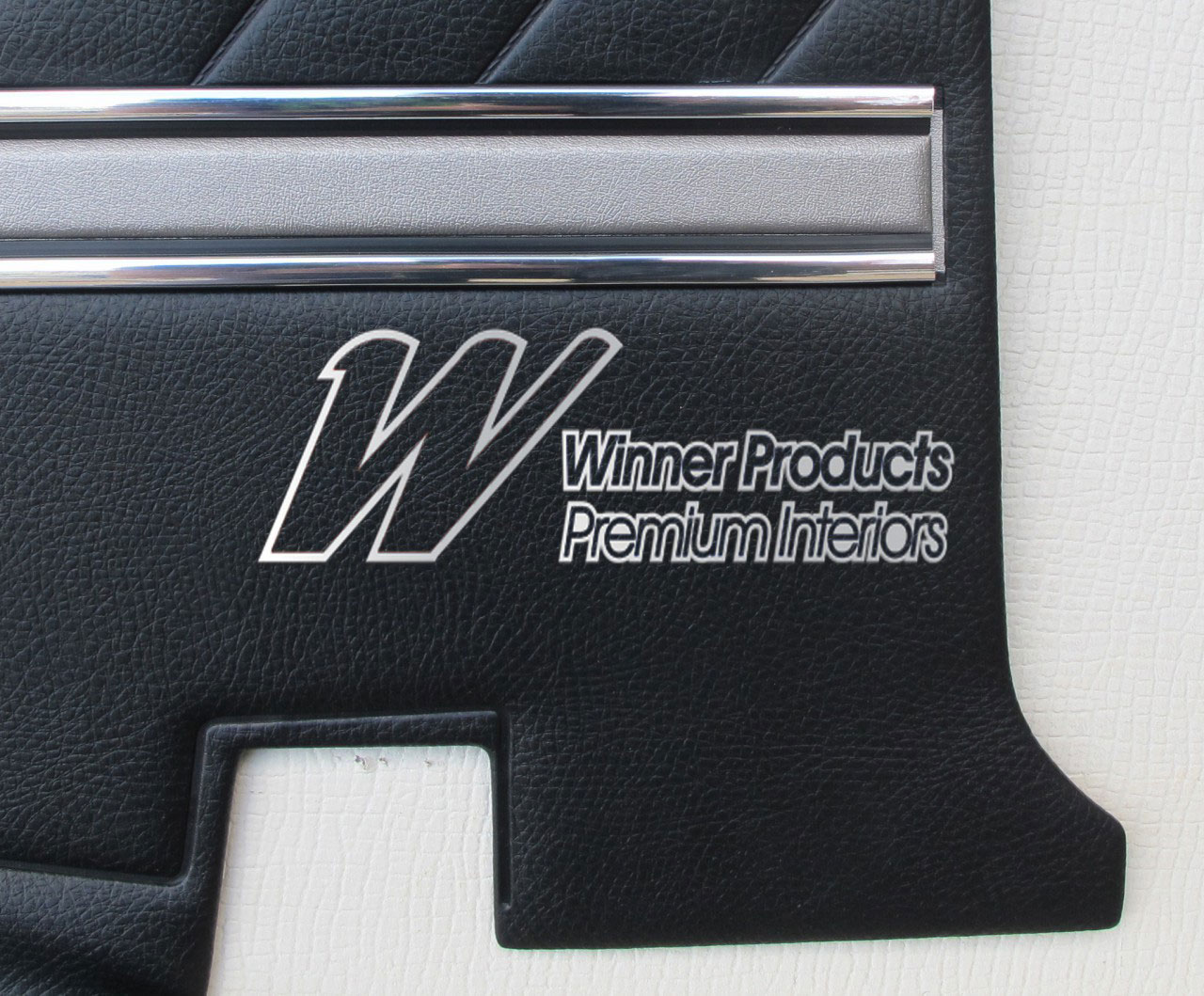 Holden Torana LC Torana GTR Coupe 40Y Black & Houndstooth Door Trims (Image 10 of 50)