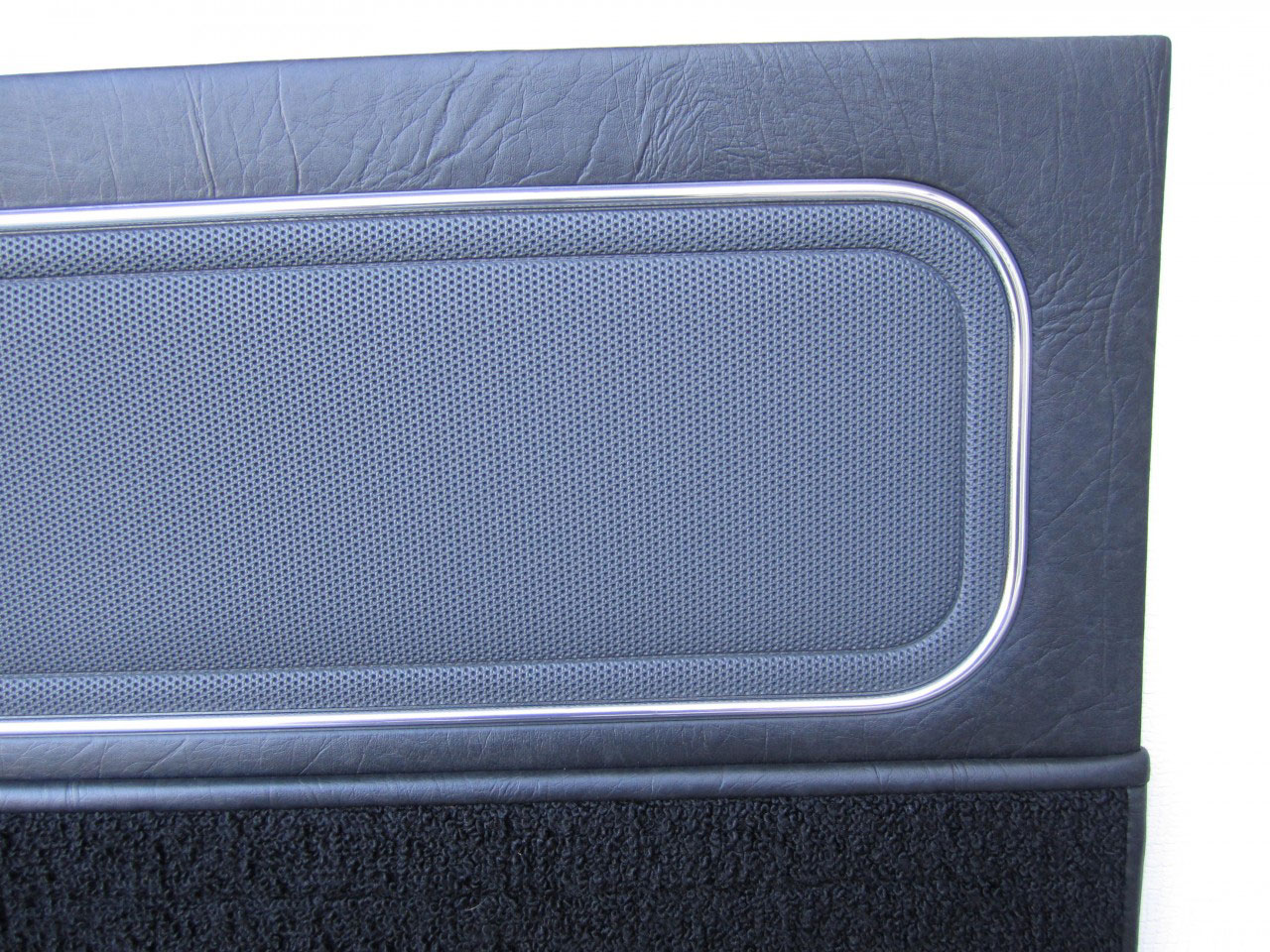 Holden Torana LX Torana SS Hatch 18V Slate Black & Printed Stripe Door Trims (Image 8 of 12)