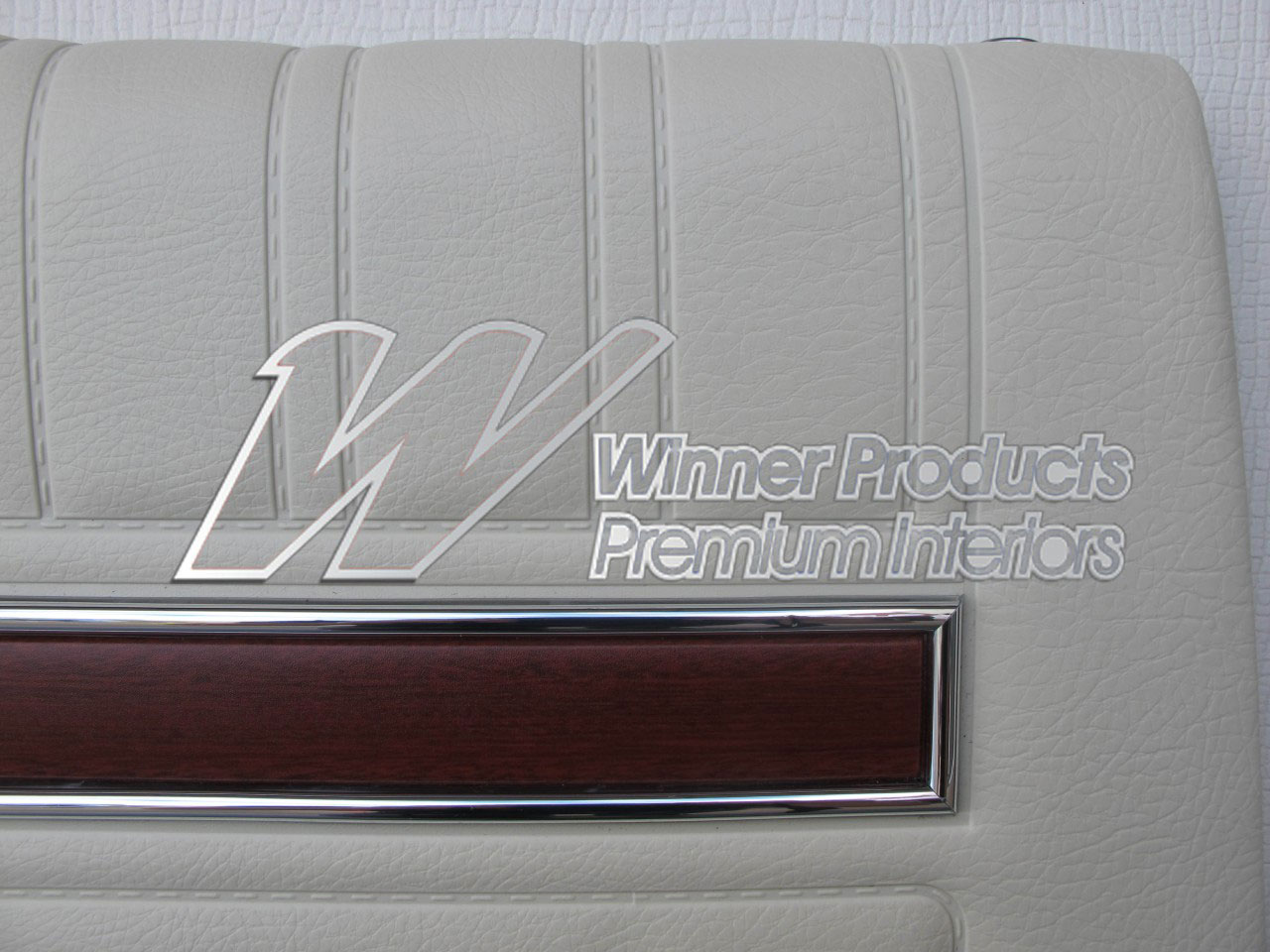 Ford GT XY GT Sedan W White Door Trims (Image 11 of 15)