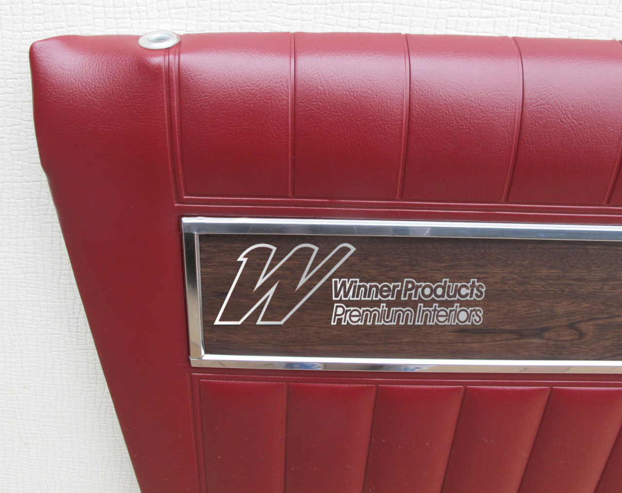 Holden Premier HK Premier Sedan 12S Yulunga Maroon & Castillion Weave Door Trims (Image 1 of 3)