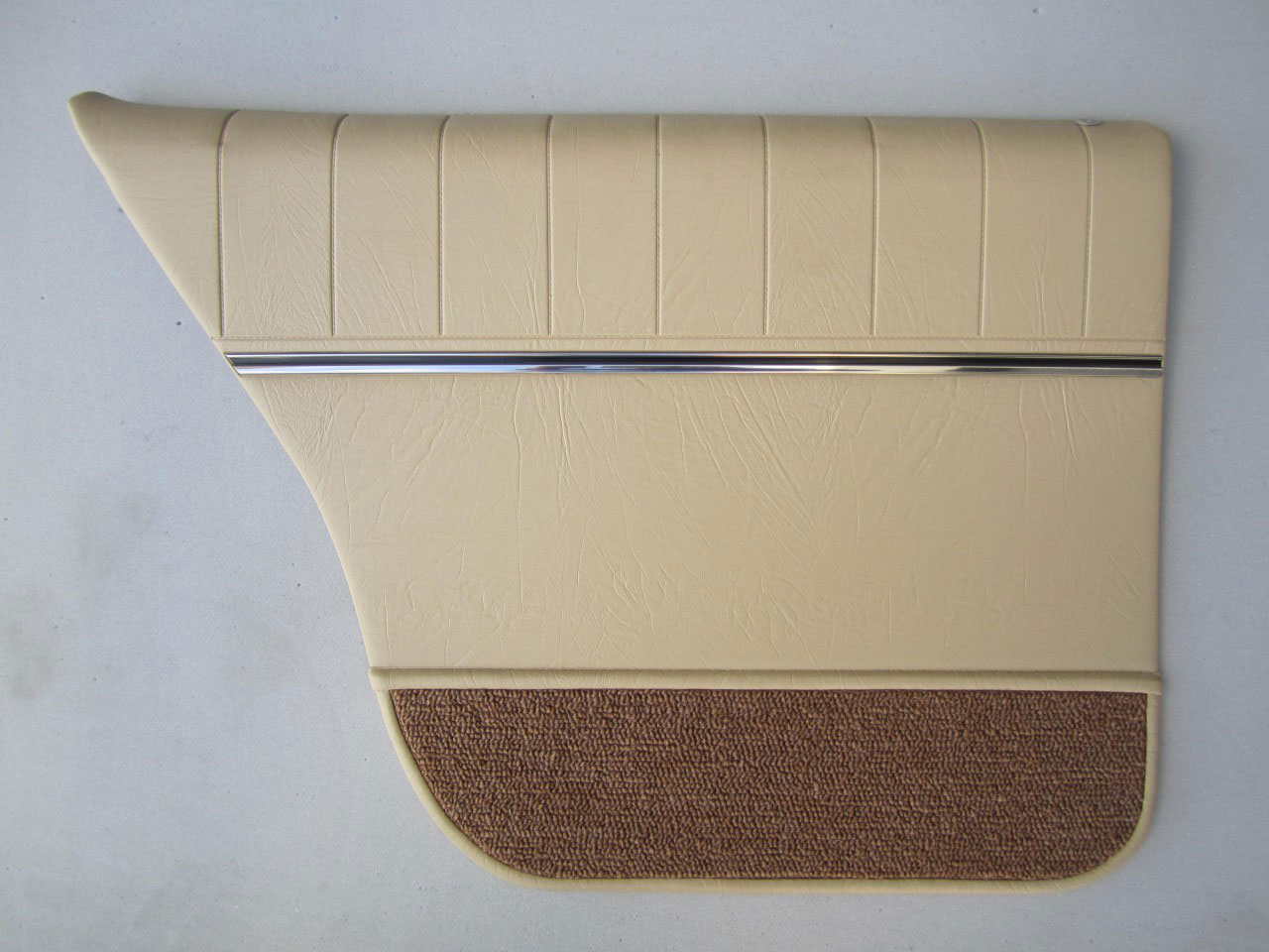 Holden Premier HQ Premier Sedan Mar73-74 38R Doeskin Door Trims (Image 2 of 2)