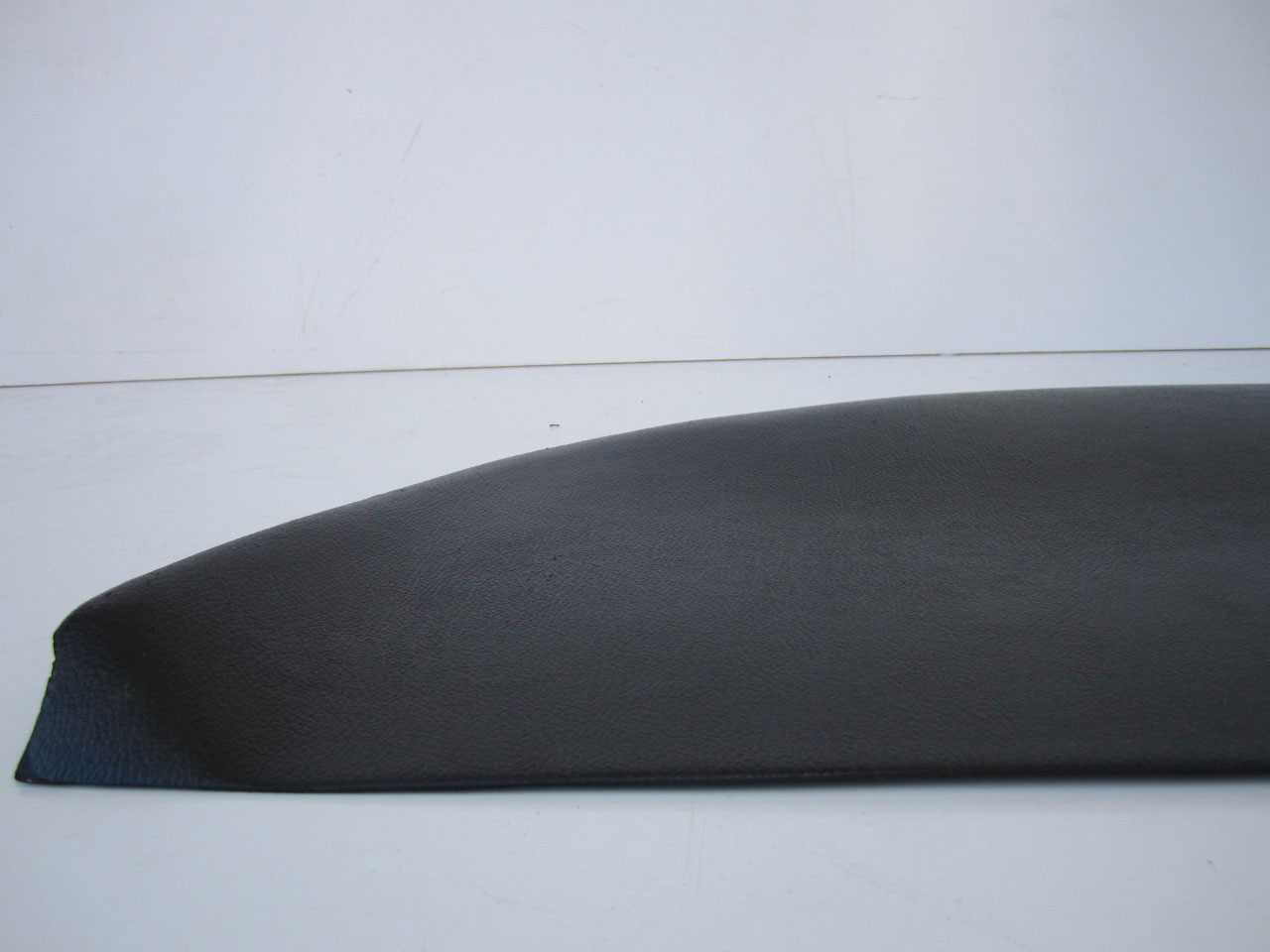 Holden Monaro HQ Monaro LS C Mar-Sep 74 30R Black Parcel Shelf (Image 3 of 3)