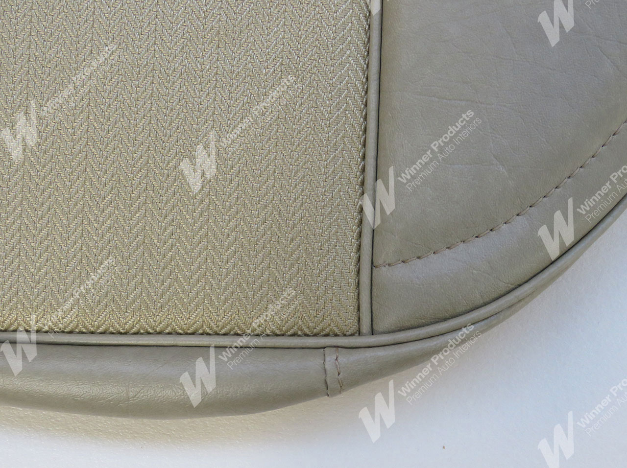 Holden Monaro HJ Monaro GTS Sedan 60B Chamois & Cloth Seat Covers (Image 4 of 4)