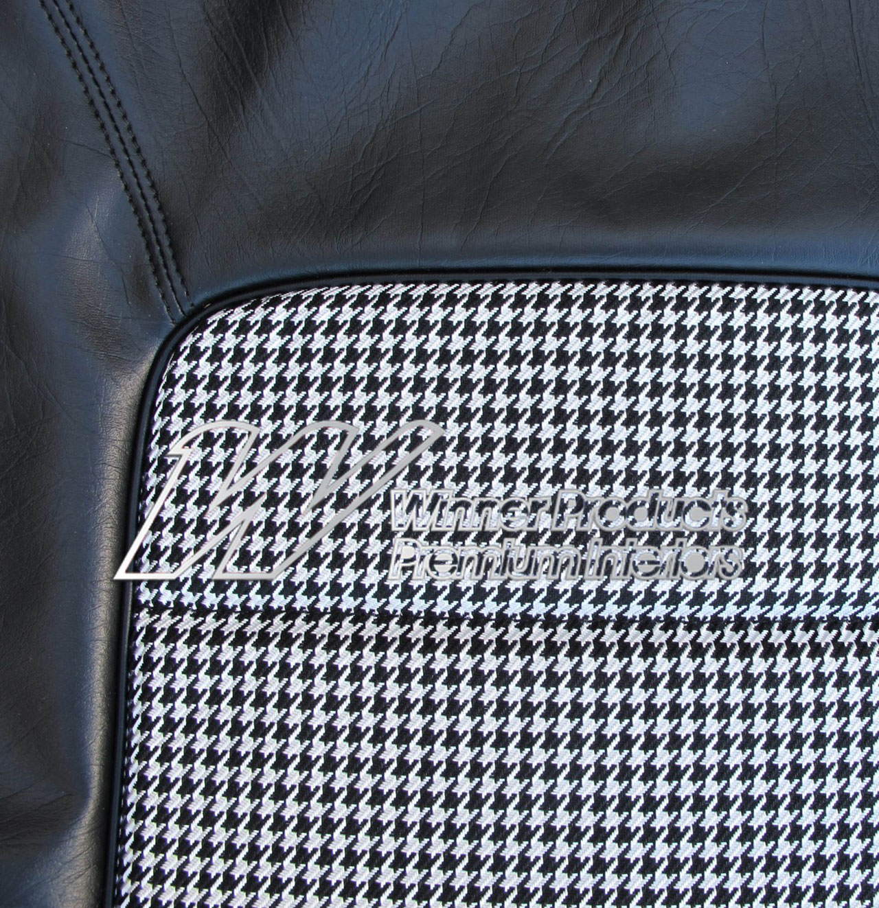 Holden Monaro HQ Monaro GTS Coupe Sep-Feb 73 10Y Black & Houndstooth Seat Covers (Image 3 of 10)