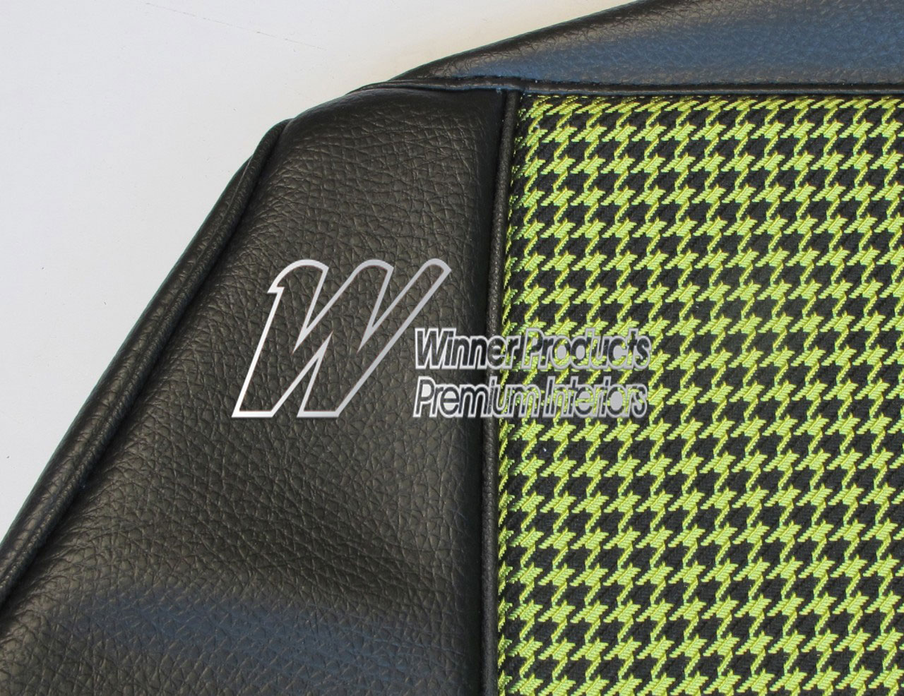 Holden Monaro HQ Monaro GTS Coupe Sep-Feb 73 10Z Black & Houndstooth Seat Covers (Image 3 of 9)