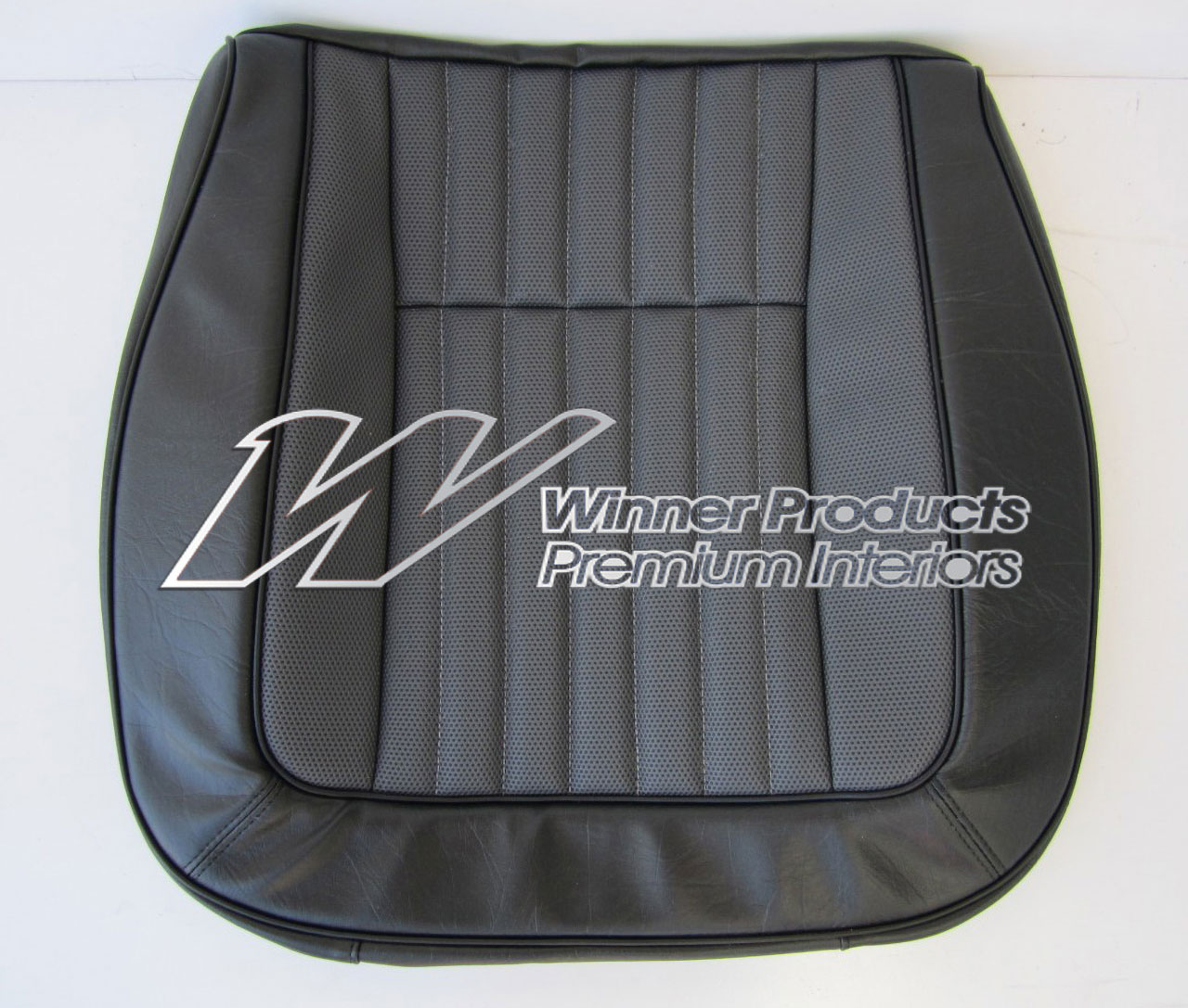 Holden Torana LH Torana SLR Sedan 18V Slate Black & Printed Stripe Seat Covers (Image 4 of 12)