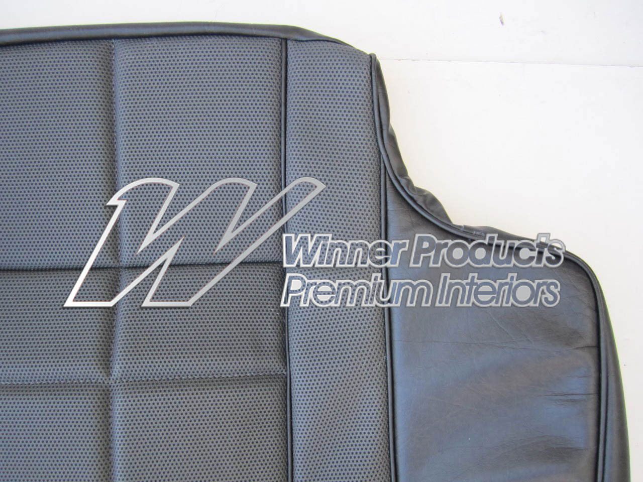 Holden Torana LX Torana SS Hatch 18V Slate Black Seat Covers (Image 6 of 14)