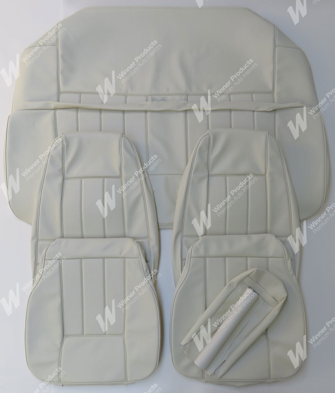 Ford GT XA GT Coupe W White Seat Covers (Image 1 of 7)