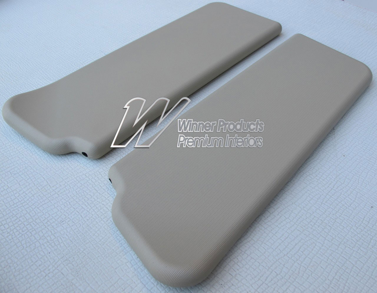 Holden Kingswood HQ Kingswood Sedan Mar73-74 38K Doeskin & Black Sun Visors (Image 1 of 1)